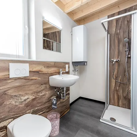 Ferienhaus Lakeside Bungalow, Cleaning Included *